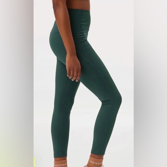 NWT Girlfriend Collective Compressive High Rise Legging size XS in color MOSS - Picture 1 of 9